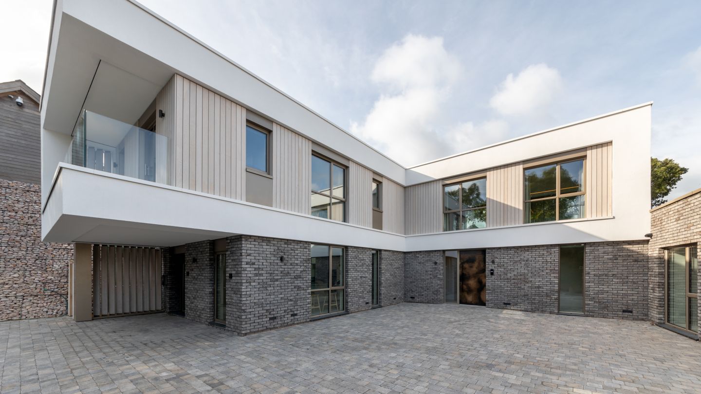 LR-PMR-Highcliffe_Mews-3