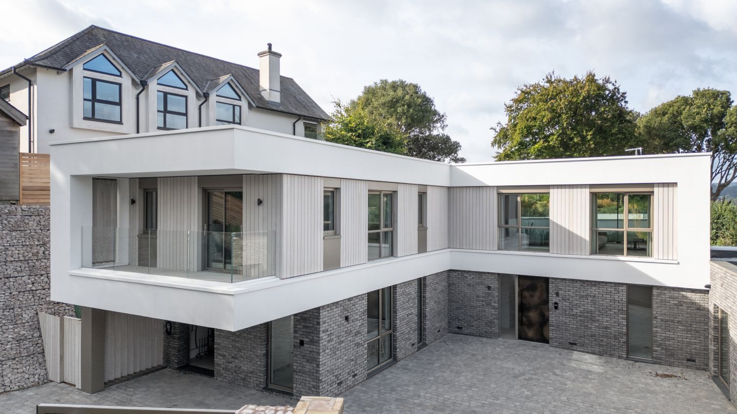 LR-PMR-Highcliffe_Mews-1